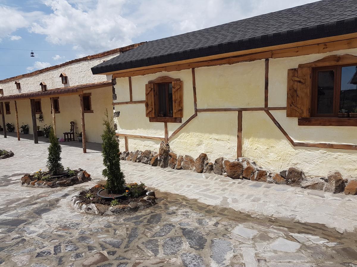 Hotel Bashinjaghyan Sevan Exterior photo